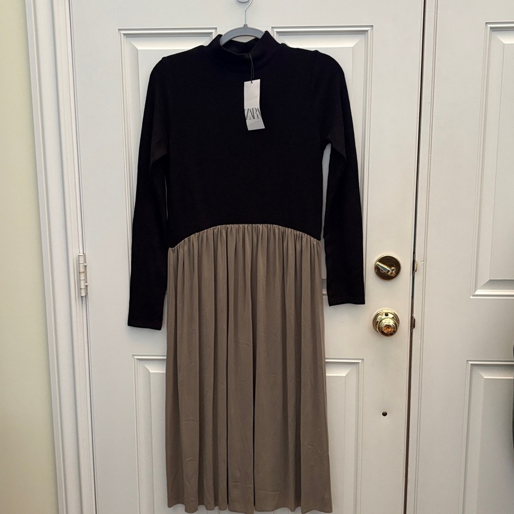 Zara Midi Dress in Black and Tan